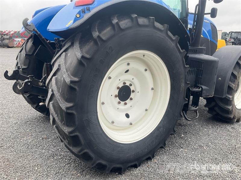 New Holland T7.210 Tractors