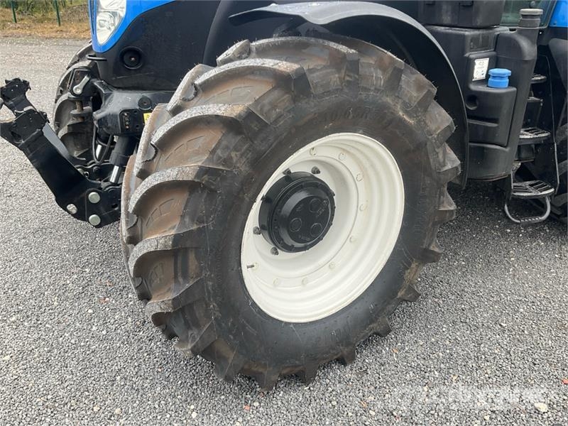 New Holland T7.210 Tractors