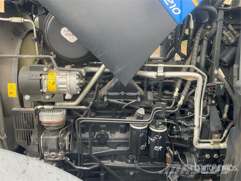 New Holland T7.210 Tractors