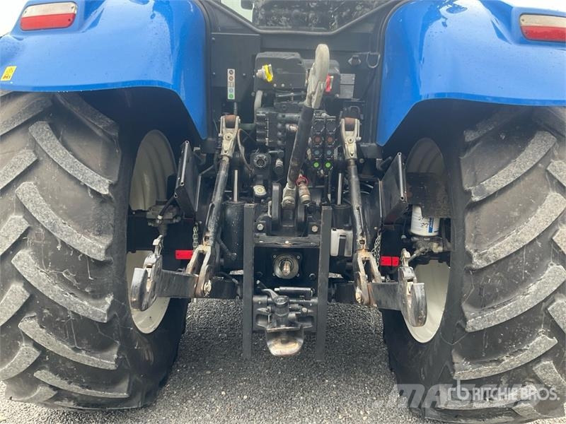 New Holland T7.210 Tractors