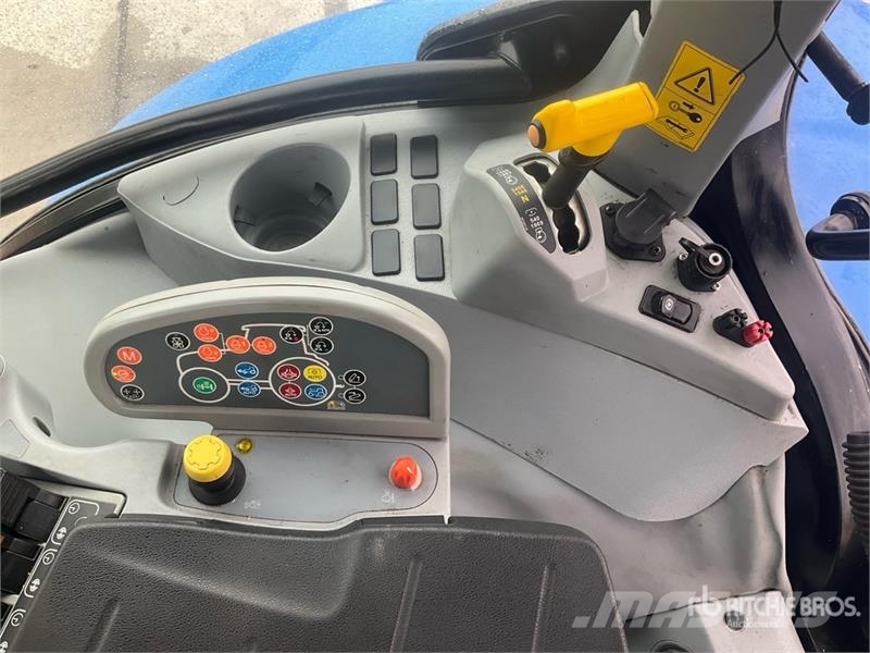 New Holland T7.210 Tractors