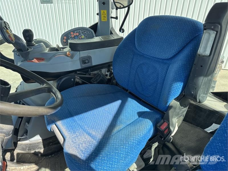 New Holland T7.270 Autocommand 4x4 Tracteur Agricole 4WD Tract Traktoren