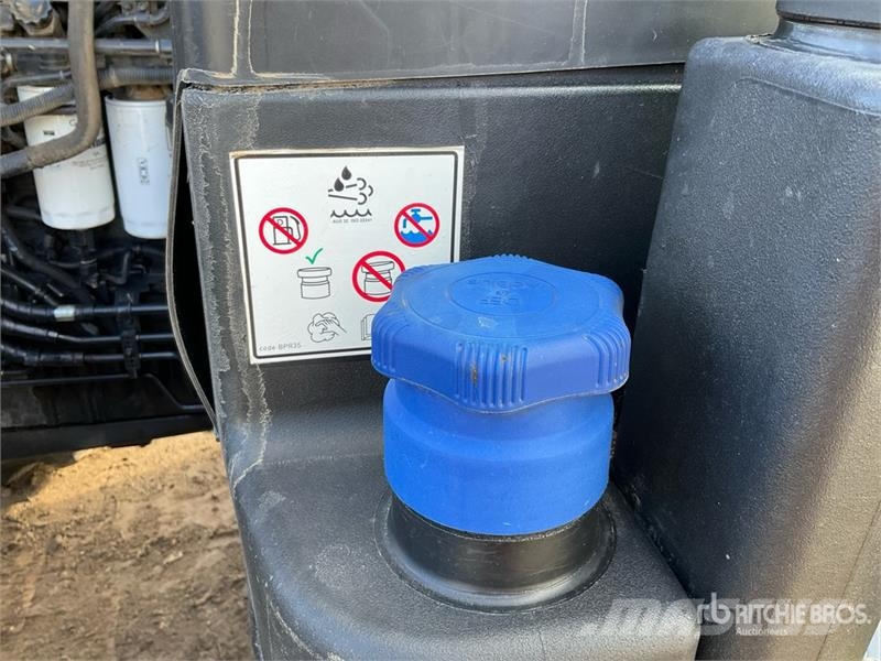 New Holland T7.300 4WD Tractor Traktorid