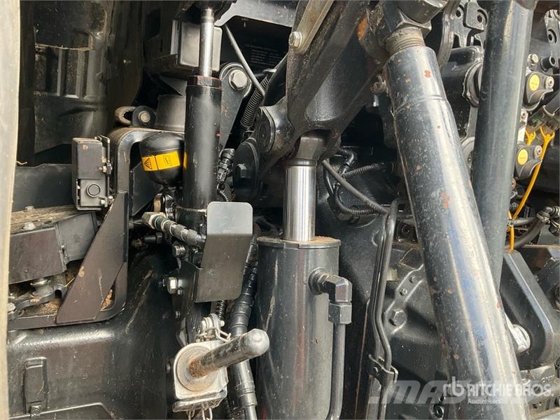 New Holland T7.300 4WD Tractor Traktorid