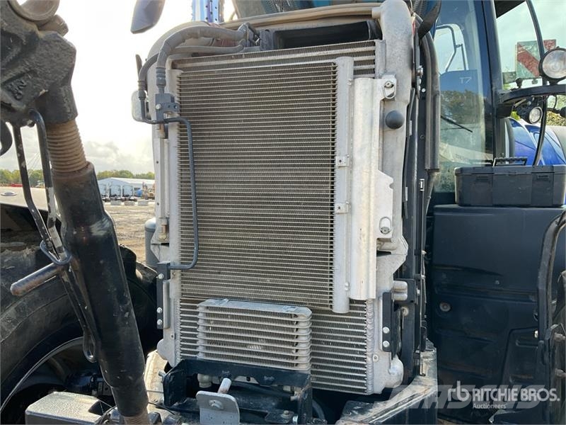 New Holland T7.300 4WD Tractor Traktorid