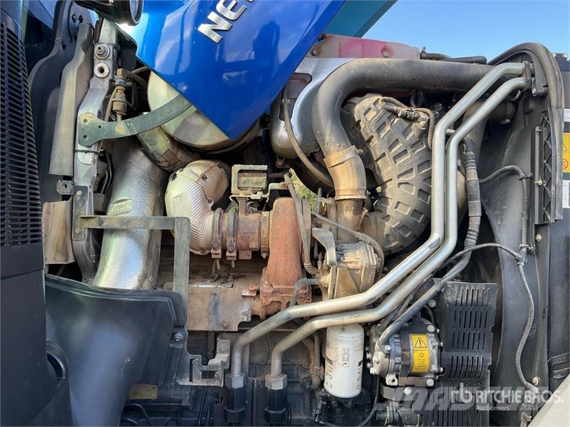 New Holland T7.300 4WD Tractor Traktorid