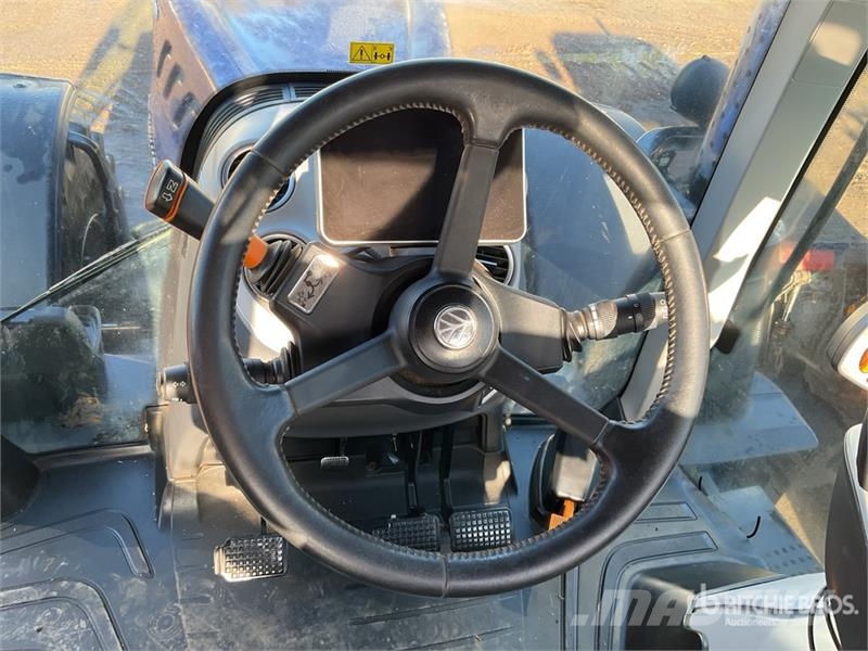 New Holland T7.300 4WD Tractor Tractors