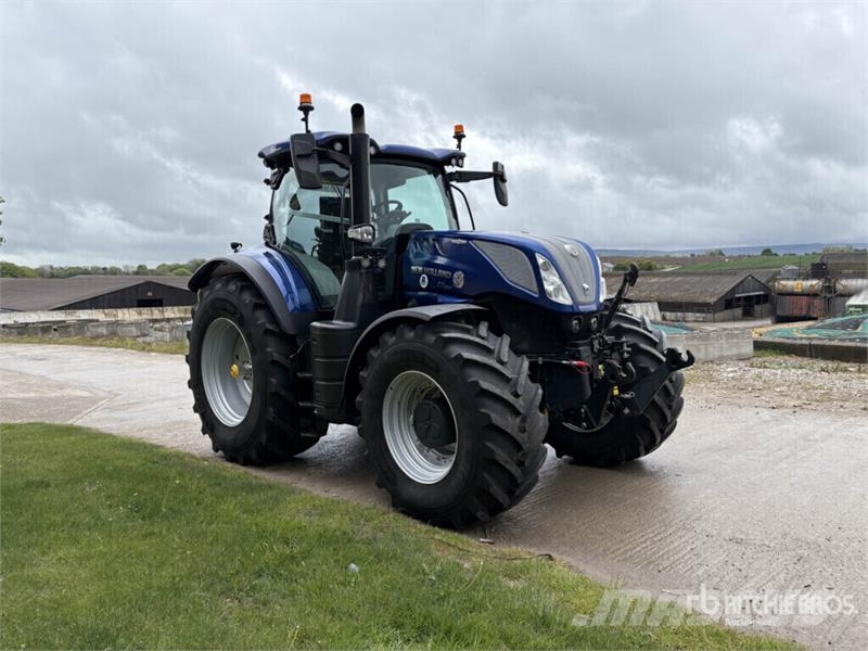 New Holland T7.300 HD 4WD Tractor الجرارات