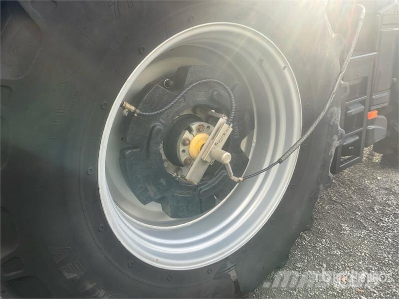 New Holland T7.315 Auto Command 4WD Tractor トラクター