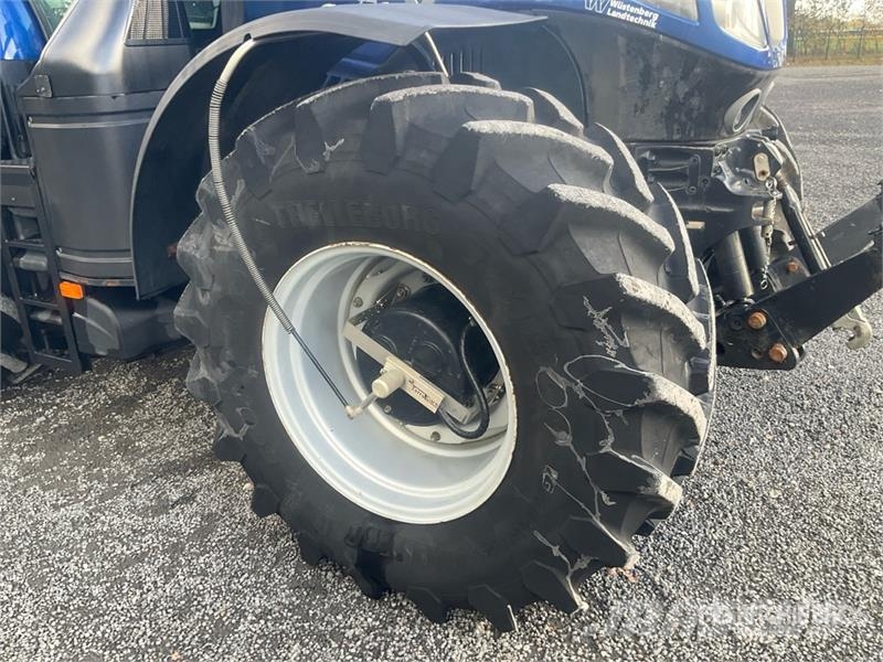 New Holland T7.315 Auto Command 4WD Tractor トラクター