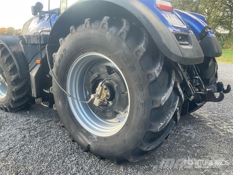 New Holland T7.315 Auto Command 4WD Tractor トラクター