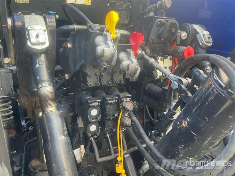New Holland T7.315 Auto Command 4WD Tractor トラクター
