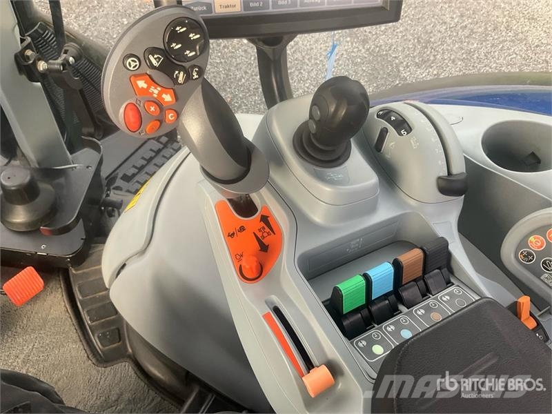 New Holland T7.315AC 4WD Tractor 曳引機