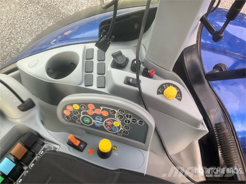 New Holland T7.315AC 4WD Tractor 曳引機