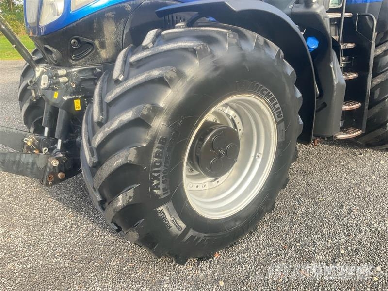 New Holland T7.315AC 4WD Tractor 曳引機