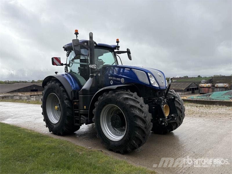 New Holland T7.340 4WD Tractor الجرارات