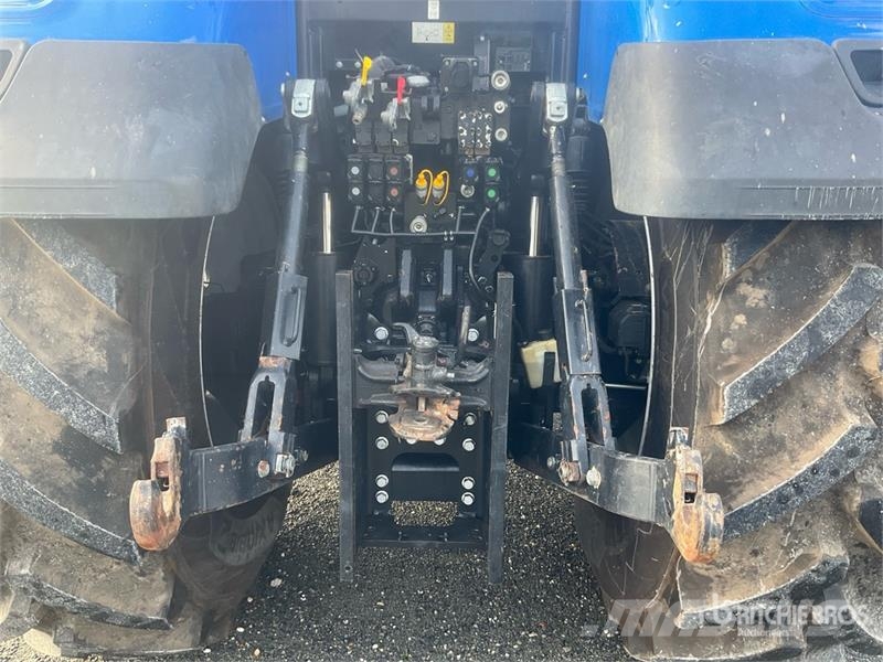 New Holland T7315AC 4WD Tractor Traktoriai