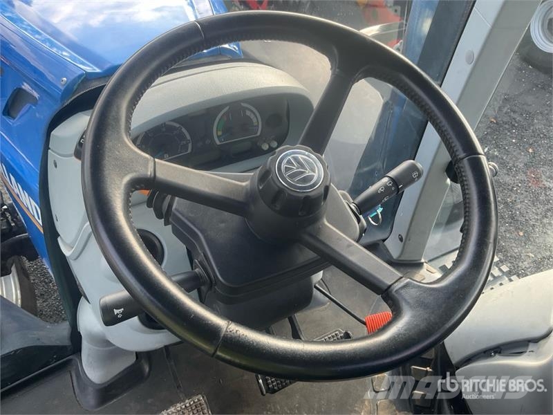 New Holland T7315AC 4WD Tractor Traktoriai