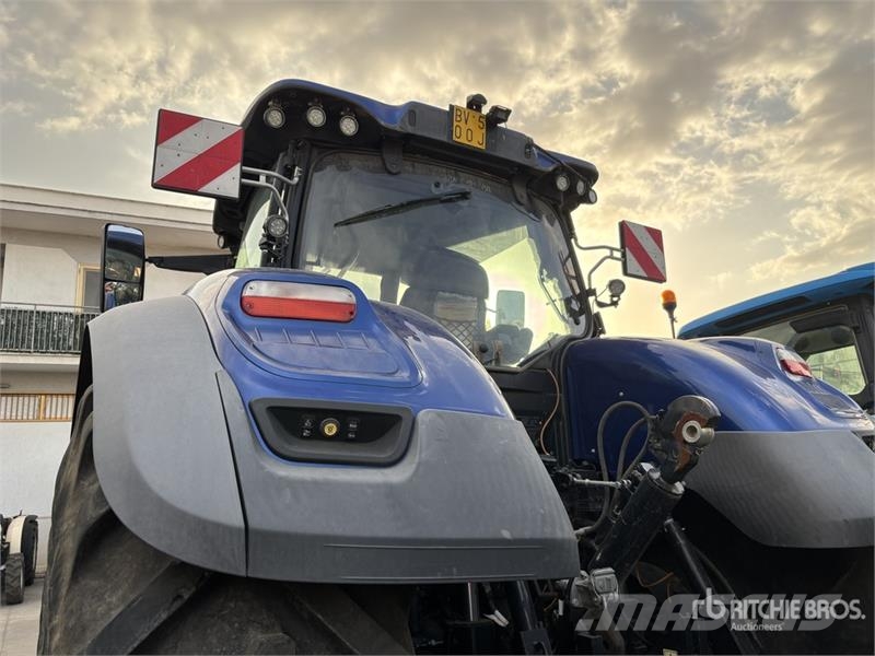 New Holland T7315AC 4WD Tractor Трактори