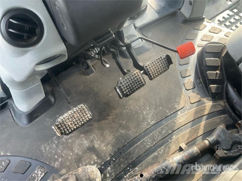 New Holland T7315AC 4WD Tractor Traktoriai