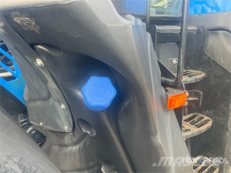New Holland T7315AC 4WD Tractor 曳引機