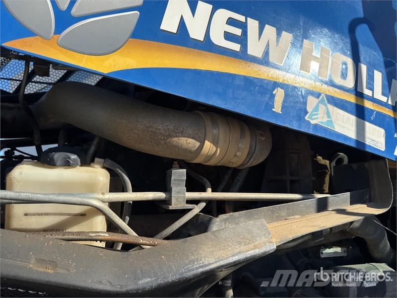 New Holland T8.330 Traktory