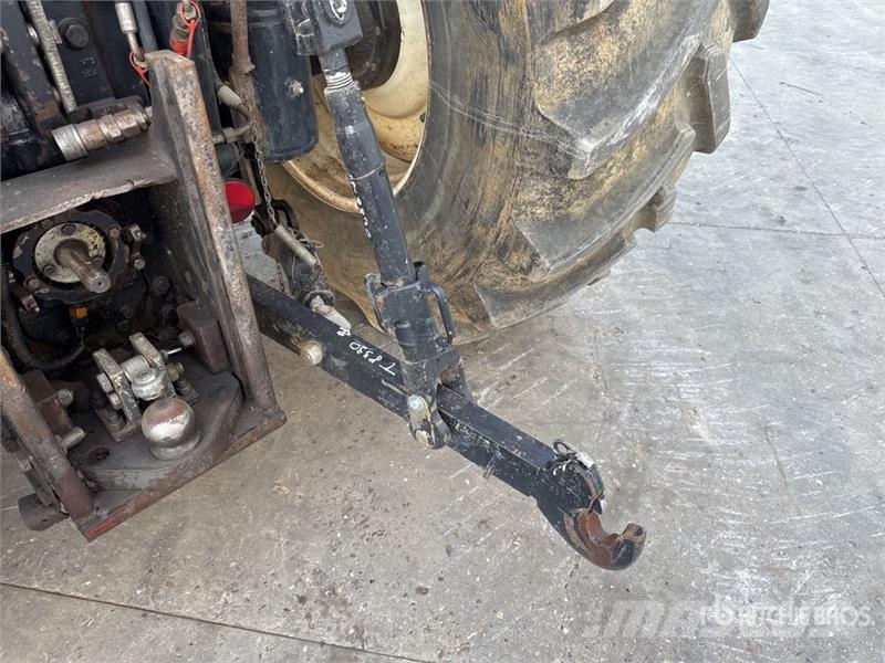 New Holland T8.330 Traktory