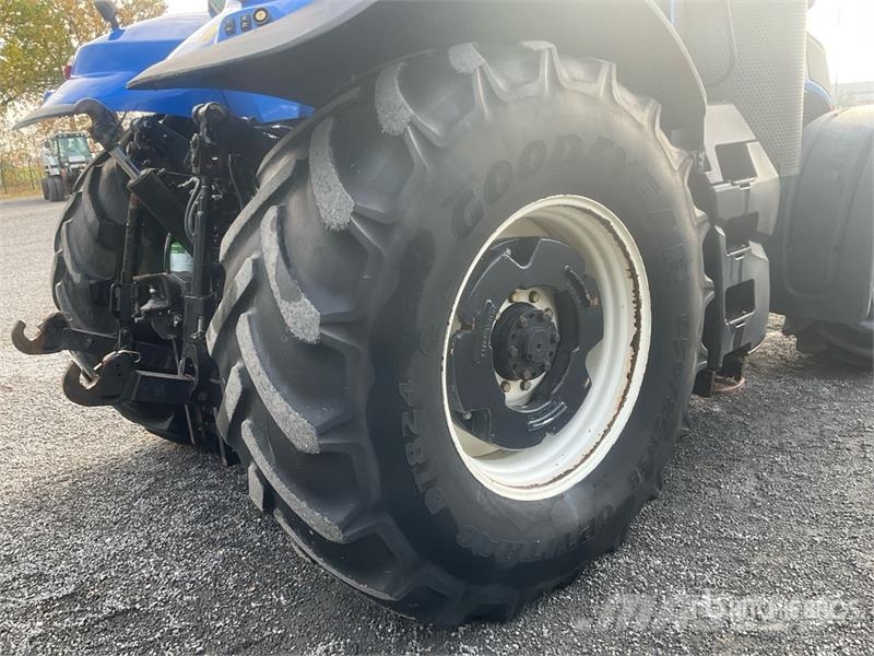 New Holland T8.360 Traktorer