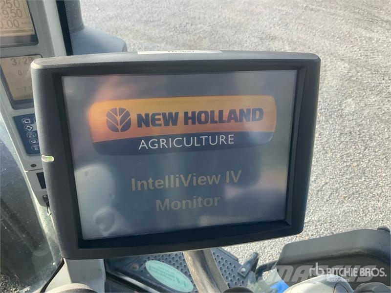 New Holland T8.380AC 4WD Tractor 拖拉机/农用车