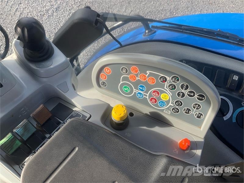 New Holland T8.380AC 4WD Tractor 拖拉机/农用车