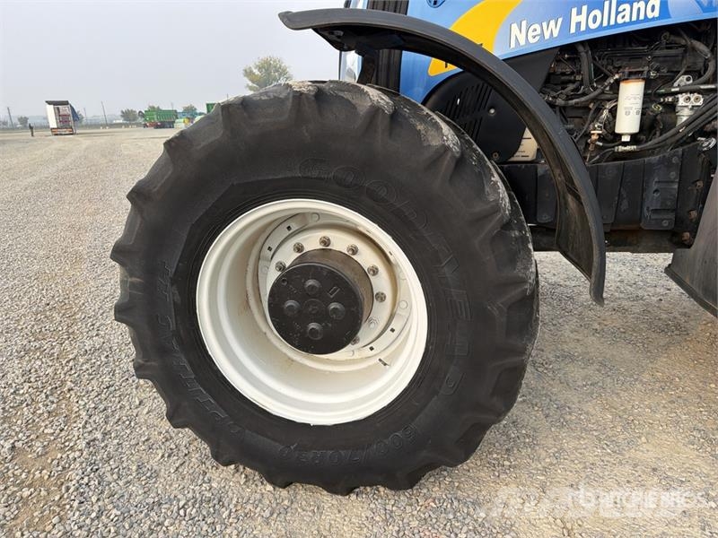 New Holland TG285 4WD Tractor 曳引機