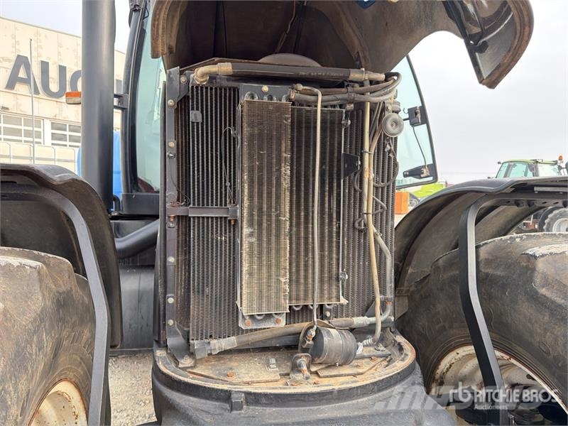 New Holland TG285 4WD Tractor 曳引機