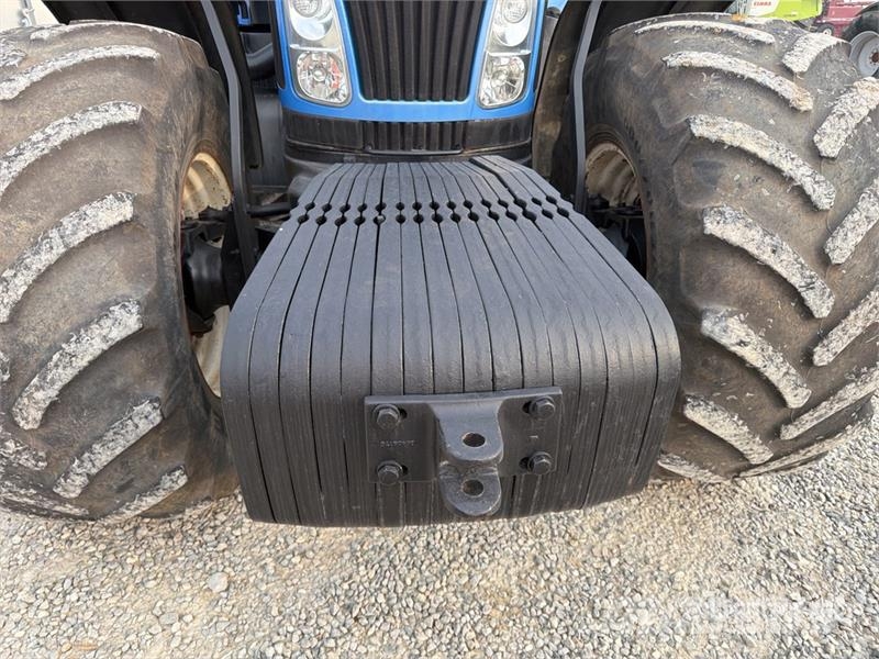 New Holland TG285 4WD Tractor 曳引機