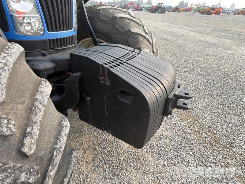 New Holland TG285 4WD Tractor 曳引機