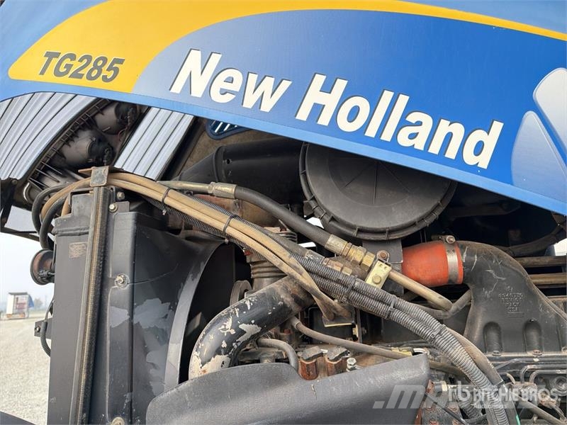 New Holland TG285 4WD Tractor 曳引機