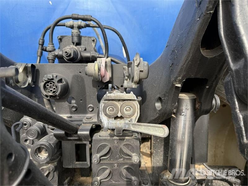New Holland TG285 4WD Tractor Traktoriai