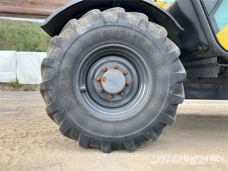 New Holland TH7.42 Telehandler Teleskoplader