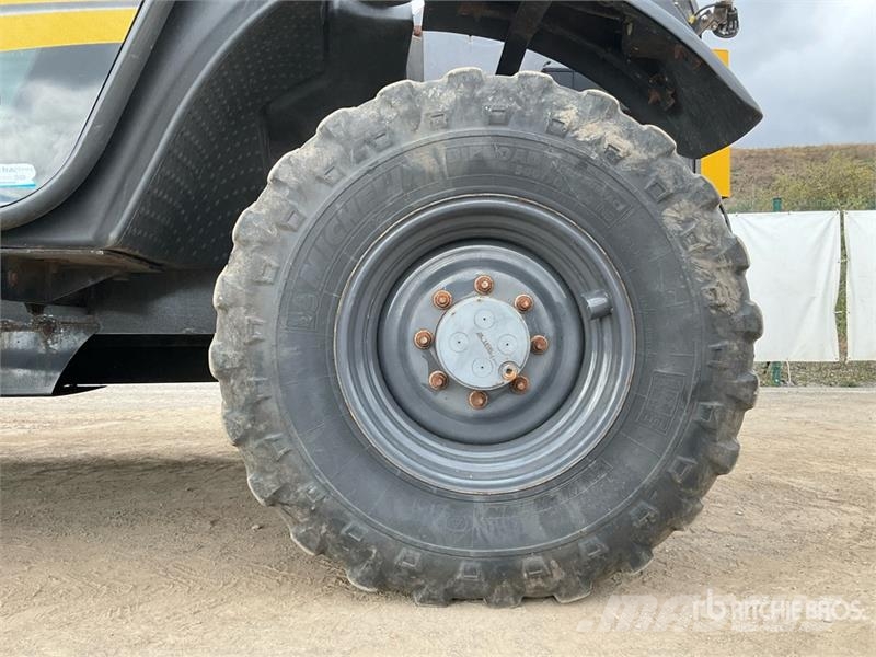 New Holland TH7.42 Telehandler Teleskoplader