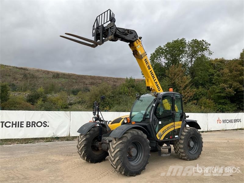 New Holland TH7.42 Telehandler Teleskoplader