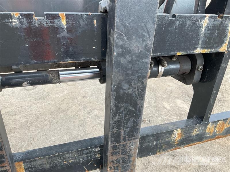 New Holland TH7.42 Telehandler Teleskoplader