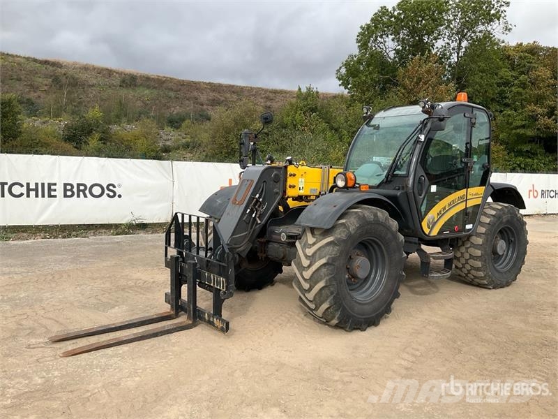 New Holland TH7.42 Telehandler Teleskoplader