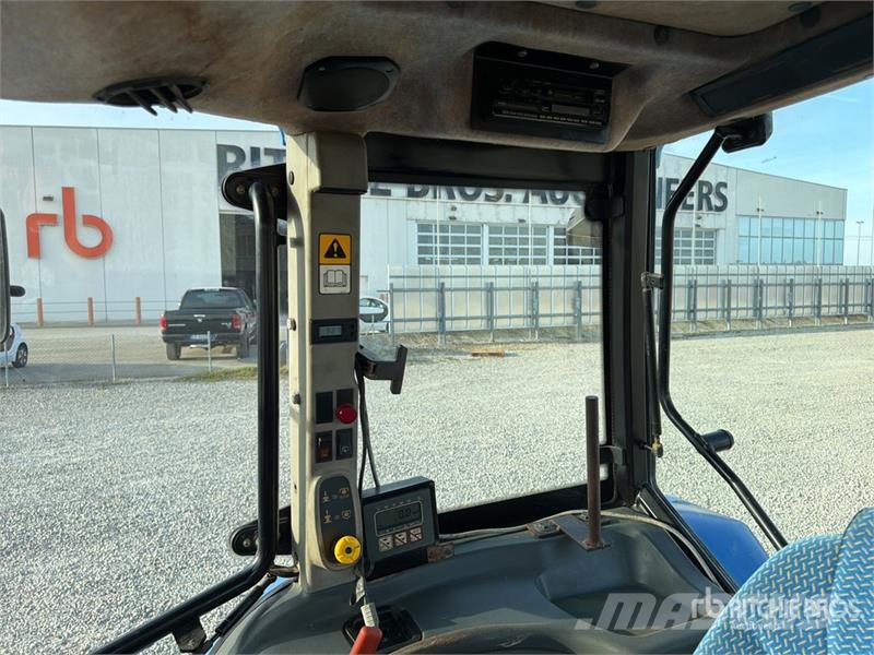 New Holland TL100 Trattori