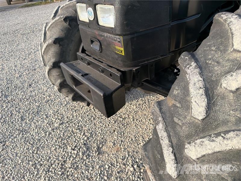 New Holland TL100 Trattori