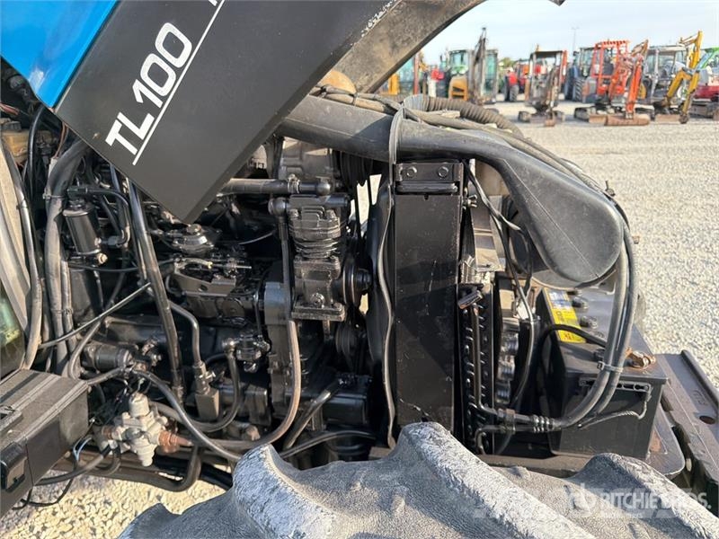 New Holland TL100 Trattori