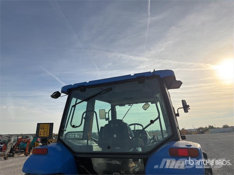 New Holland TL100 Trattori