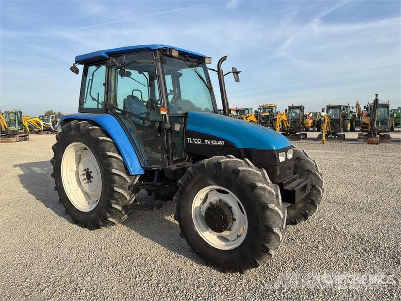 New Holland TL100 Trattori