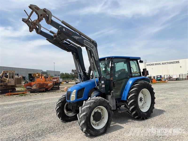 New Holland TL100A 4WD Tractor Tractores