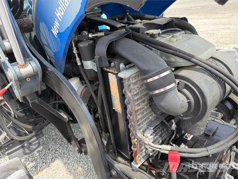 New Holland TL100A 4WD Tractor Tractores