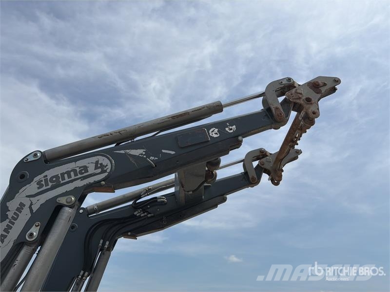 New Holland TL100A 4WD Tractor Tractores