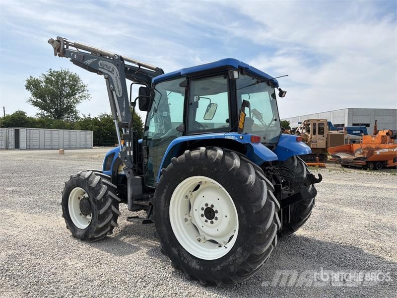New Holland TL100A 4WD Tractor Tractores
